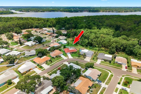 Property Slideshow image 2 of 35 | 900 mainsail way, Palm Harbor, FL, 34685