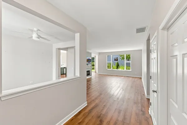 Property Slideshow image 3 of 22 | 12655 horseshoe trl, Huntley, IL, 60142
