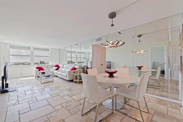Property Slideshow image 3 of 53 | 6265 sun blvd 1203, St Petersburg, FL, 33715