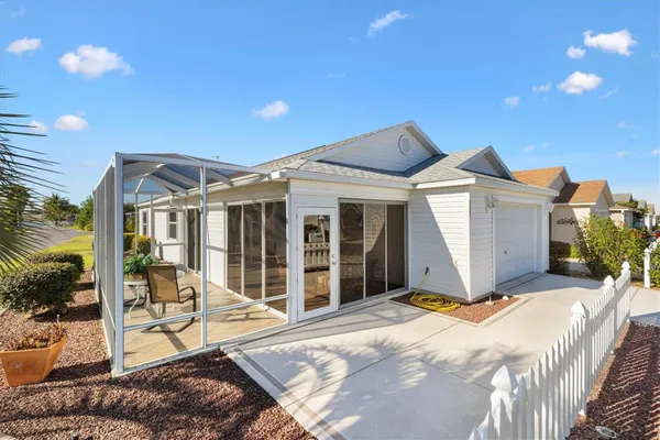 Property Slideshow image 2 of 36 | 930 margaux trl, The Villages, FL, 32162