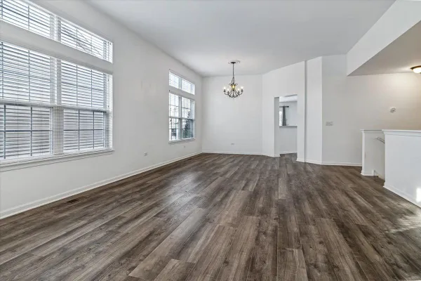 Property Slideshow image 3 of 27 | 13744 s ironwood dr, Plainfield, IL, 60544