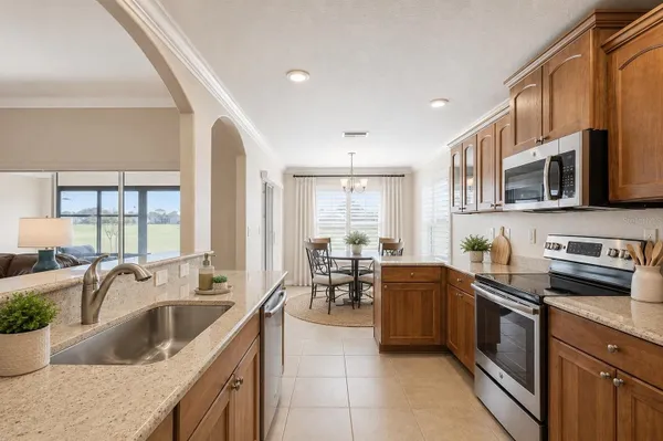 Property Slideshow image 3 of 38 | 27143 roanoke dr, Leesburg, FL, 34748