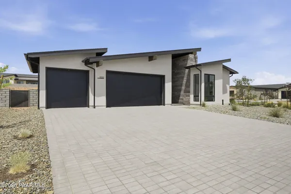 Property Slideshow image 2 of 31 | 5520 e edgar way, Prescott Valley, AZ, 86314