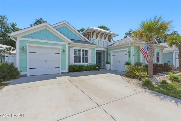 Property Slideshow image 2 of 75 | 1582 harbour place dr, Calabash, NC, 28467