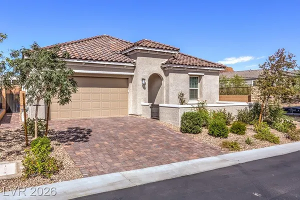 Property Slideshow image 3 of 56 | 77 cathedral wash pl, Henderson, NV, 89011