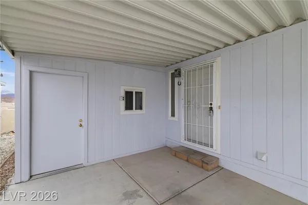 Property Slideshow image 3 of 25 | 211 montecito dr, Pahrump, NV, 89048