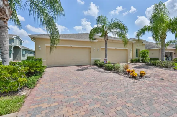 Property Slideshow image 3 of 41 | 606 chipper dr, Sun City Center, FL, 33573