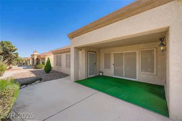 Property Slideshow image 3 of 38 | 8524 gull dr, Las Vegas, NV, 89134