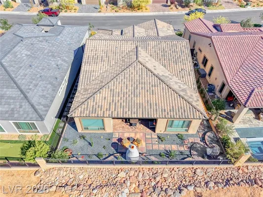 Property Slideshow image 2 of 50 | 125 mirage view dr, Henderson, NV, 89011