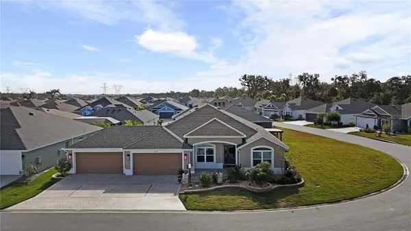 Property Slideshow image 2 of 48 | 2447 youngmann loop, The Villages, FL, 32163