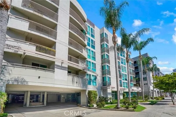 Property Slideshow image 2 of 44 | 267 s san pedro st 217, Los Angeles, CA, 90012