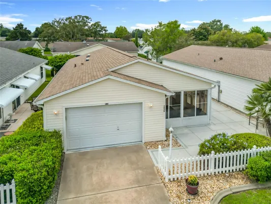 Property Slideshow image 2 of 37 | 1638 duran dr, The Villages, FL, 32162