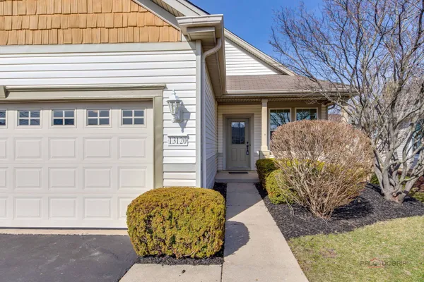 Property Slideshow image 3 of 28 | 13120 drendel rd, Huntley, IL, 60142