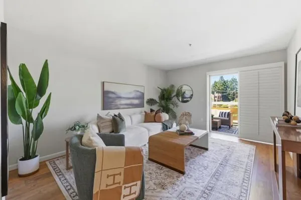 Property Slideshow image 2 of 36 | 576 w parr ave 21, Los Gatos, CA, 95032