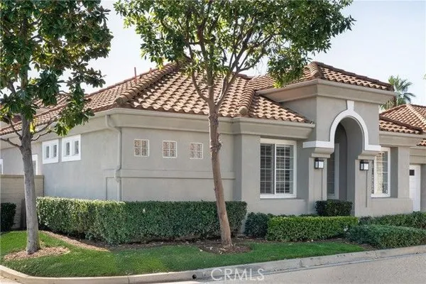 Property Slideshow image 2 of 32 | 21325 mazatlan, Mission Viejo, CA, 92692