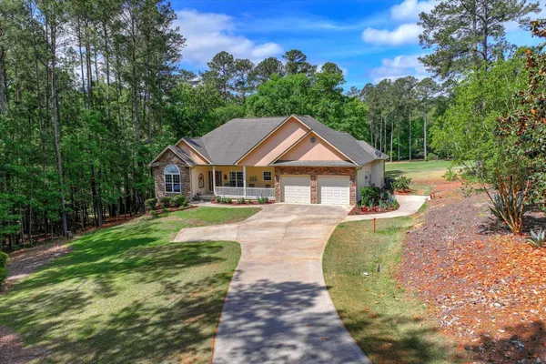 Property Slideshow image 2 of 72 | 205 sandpiper loop, Mccormick, SC, 29835