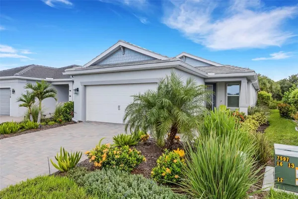 Property Slideshow image 3 of 81 | 10374 abaco falls dr, Englewood, FL, 34223