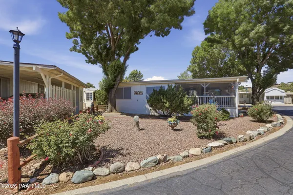 Property Slideshow image 2 of 27 | 907 n mesquite tree dr 52, Prescott Valley, AZ, 86327
