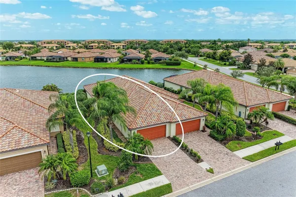 Property Slideshow image 3 of 75 | 6623 candlestick dr, Bradenton, FL, 34212