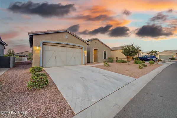 Property Slideshow image 3 of 33 | 41778 w cactus flower dr, Maricopa, AZ, 85138