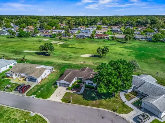 Property Slideshow image 3 of 54 | 9797 se 175th ln, Summerfield, FL, 34491