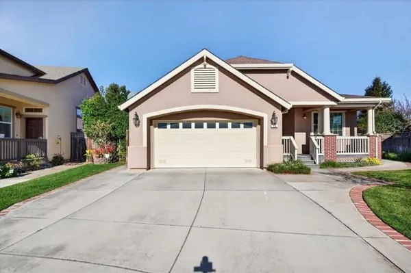 Property Slideshow image 2 of 35 | 18 pajaro vista ct, Watsonville, CA, 95076