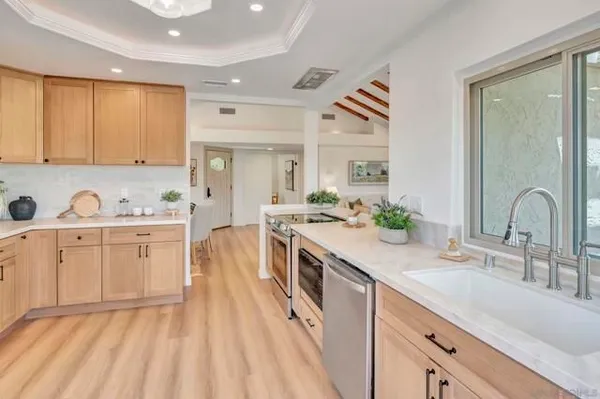 Property Slideshow image 3 of 50 | , San Diego, CA, 92128