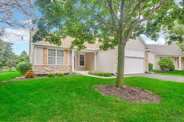 Property Slideshow image 2 of 48 | 735 pentwater rd, Romeoville, IL, 60446