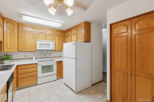 Property Slideshow image 3 of 35 | 9625 e center ave 5c, Denver, CO, 80247