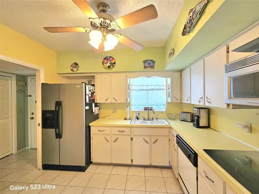 Property Slideshow image 3 of 80 | 2440 world parkway blvd 46, Clearwater, FL, 33763