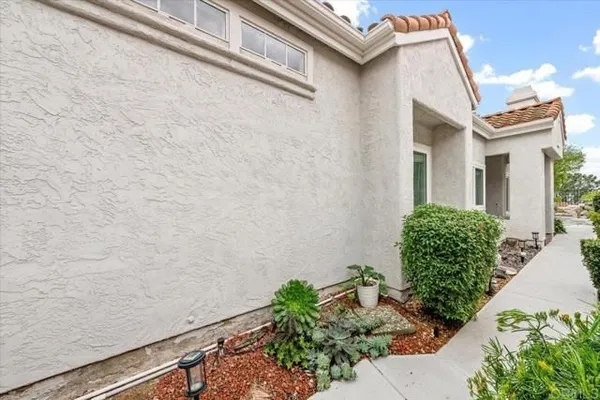 Property Slideshow image 2 of 30 | 1219 via san jacinto, San Marcos, CA, 92078