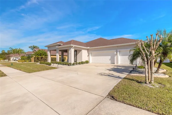 Property Slideshow image 2 of 56 | 527 luna bella ln, New Smyrna Beach, FL, 32168