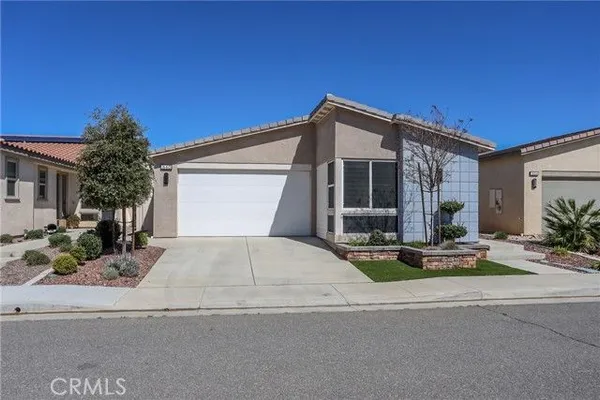 Property Slideshow image 2 of 58 | 1660 spring run, Beaumont, CA, 92223