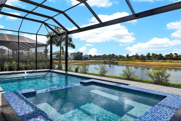 Property Slideshow image 2 of 95 | 8444 cane bay ct, Lakewood Ranch, FL, 34202