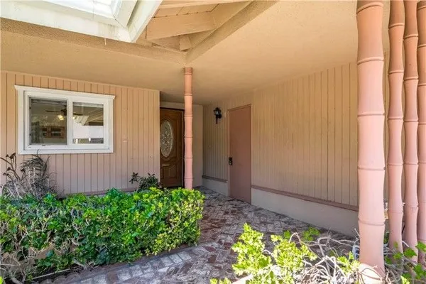 Property Slideshow image 3 of 38 | 18927 circle of friends, Newhall, CA, 91321