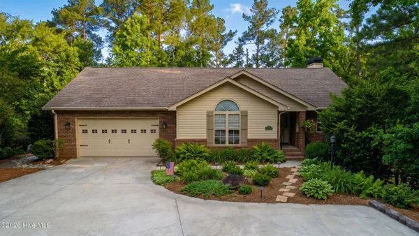 Property Slideshow image 2 of 45 | 307 superior cv, Mccormick, SC, 29835