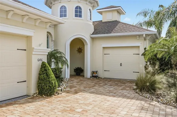 Property Slideshow image 2 of 62 | 646 southlake dr, Ormond Beach, FL, 32174