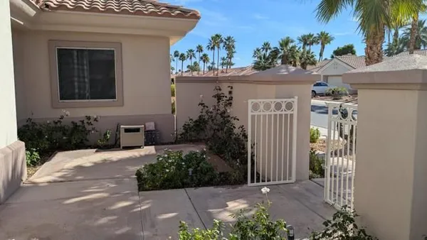 Property Slideshow image 2 of 32 | 78664 putting green dr, Palm Desert, CA, 92211