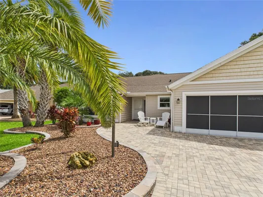Property Slideshow image 2 of 38 | 917 ramos dr, The Villages, FL, 32159