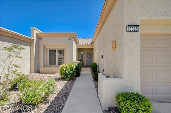 Property Slideshow image 2 of 23 | 10625 mission lakes ave, Las Vegas, NV, 89134