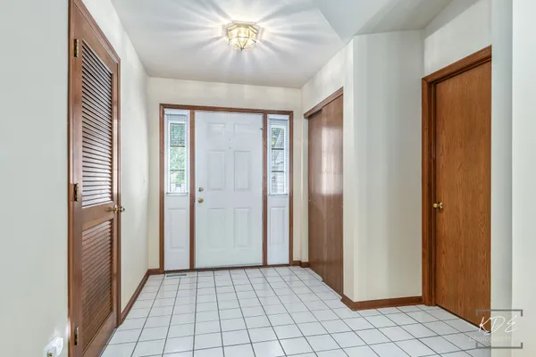 Property Slideshow image 3 of 59 | 13339 red cedar ln, Plainfield, IL, 60544