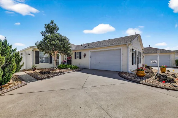 Property Slideshow image 2 of 53 | 1147 elizabeth ct, The Villages, FL, 32162