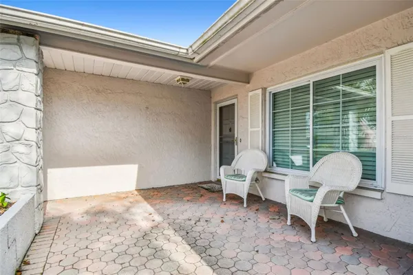 Property Slideshow image 3 of 85 | 2113 malcolm dr, Palm Harbor, FL, 34684