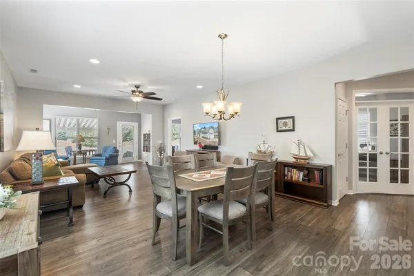 Property Slideshow image 3 of 40 | 20237 dovekie ln, Fort Mill, SC, 29707