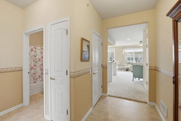 Property Slideshow image 3 of 17 | 13531 yellow pine dr, Huntley, IL, 60142