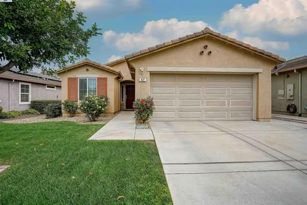 Property Slideshow image 2 of 40 | 422 saddle rock ln, Rio Vista, CA, 94571