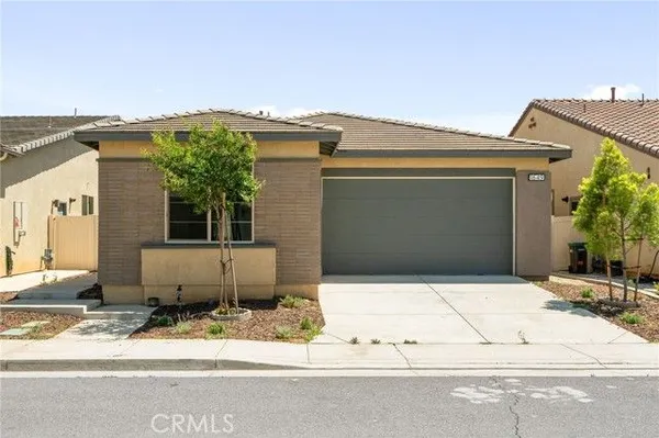 Property Slideshow image 2 of 53 | 1649 spring run ln, Beaumont, CA, 92223
