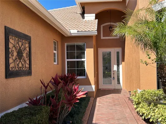 Property Slideshow image 2 of 40 | 15640 aurora lake cir, Wimauma, FL, 33598