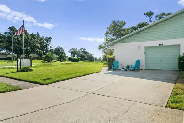 Property Slideshow image 3 of 59 | 3201 mcmath dr, Palm Harbor, FL, 34684