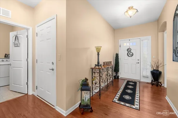 Property Slideshow image 2 of 27 | 4071 chesapeake ln, Naperville, IL, 60564